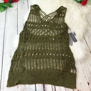 NWT Jennifer Lopez medium golden moss tanktop